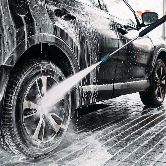 Как правильно мыть автомобиль: 5 ошибок, которые могут испортить кузов