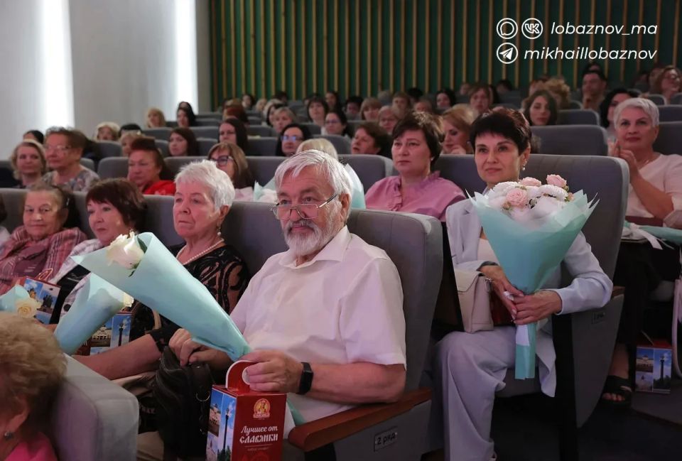 Михаил Лобазнов: В преддверии Дня медицинского работника в Центре культурного развития «Молодёжный» состоялось торжественное мероприятие Михаил Лобазнов: В преддверии Дня медицинского работника в Центре культурного развития «Молодёжный» состоялось торжественное мероприятие