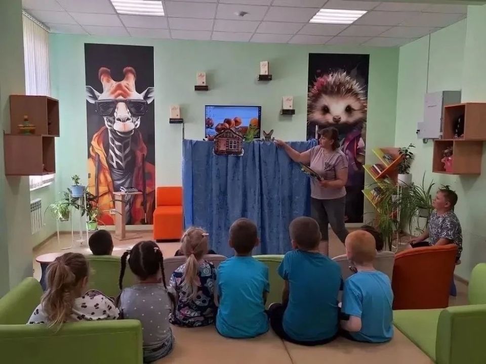 Дорогие друзья! Хотим рассказать вам о том, как наши дети из Ровеньского муниципального округа проводят лето Дорогие друзья! Хотим рассказать вам о том, как наши дети из Ровеньского муниципального округа проводят лето
