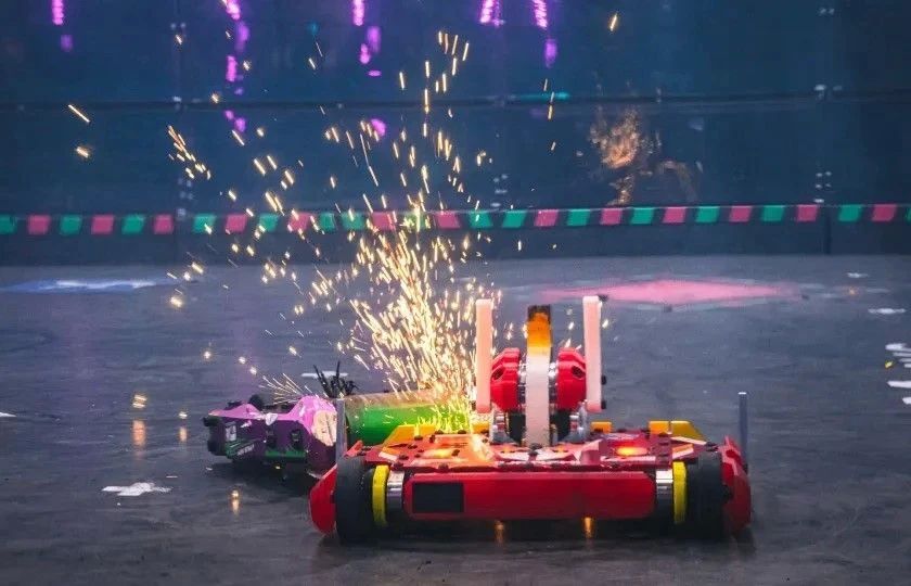 Белгородские робототехники вышли в финал всероссийского чемпионата «Битва роботов»! Белгородские робототехники вышли в финал всероссийского чемпионата «Битва роботов»!