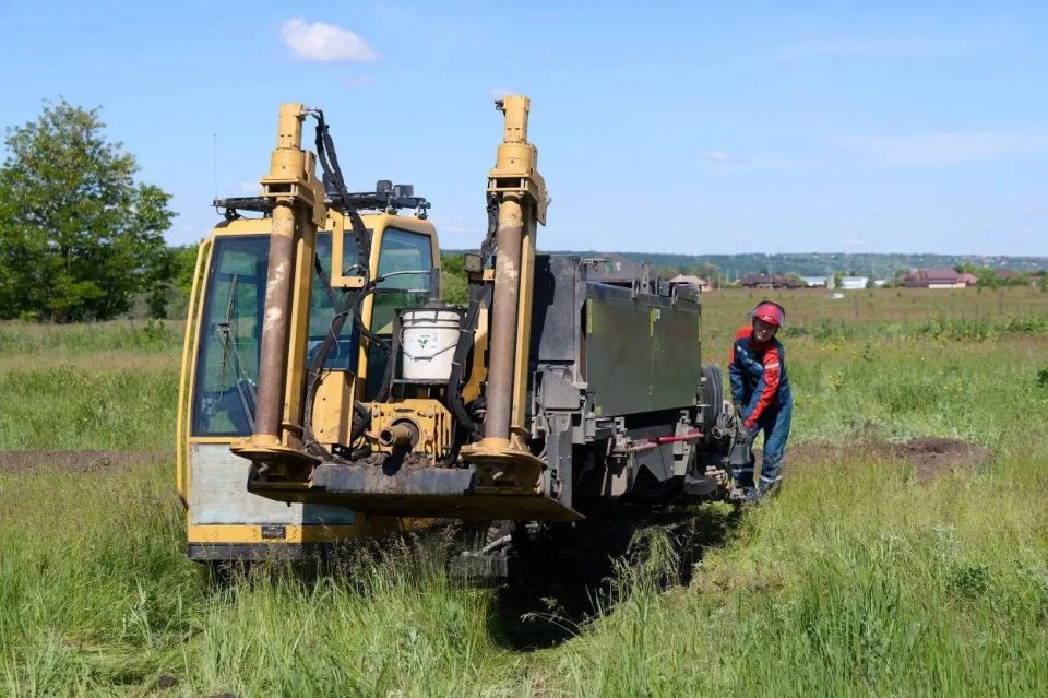 Белгородские энергетики подключили к сетям строящийся храм в Новосадовом Белгородские энергетики подключили к сетям строящийся храм в Новосадовом