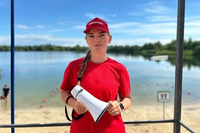24-летняя учитель физкультуры из Шаталовской школы Диана Чеканова спасла тонущего старооскольца