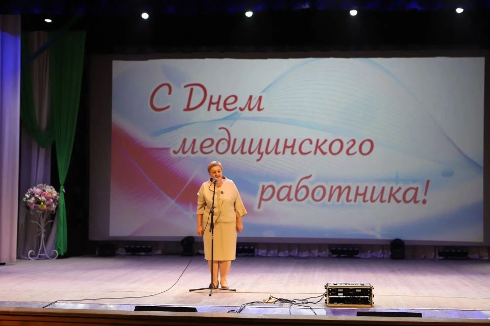 Люди самой гуманной профессии: поздравления в честь Дня медицинского работника принимали сотрудники сферы здравоохранения Люди самой гуманной профессии: поздравления в честь Дня медицинского работника принимали сотрудники сферы здравоохранения