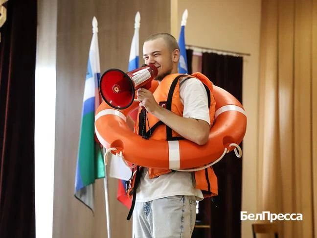 Белгородским студентам рассказали о правилах безопасности у водоёмов Белгородским студентам рассказали о правилах безопасности у водоёмов