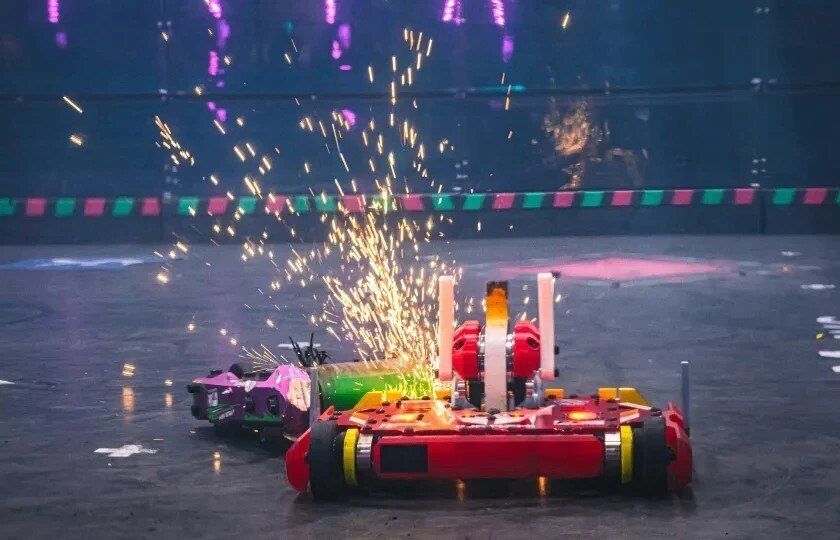 Белгородская область — в финале Всероссийского чемпионата «Битва роботов» Белгородская область — в финале Всероссийского чемпионата «Битва роботов»
