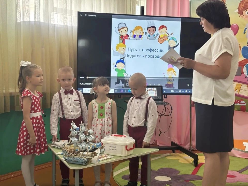 На базе МДОУ детский сад с. Малакеево состоялся муниципальный семинар дошкольных образовательных организаций на тему «Путь к профессии. Педагог — проводник» На базе МДОУ детский сад с. Малакеево состоялся муниципальный семинар дошкольных образовательных организаций на тему «Путь к профессии. Педагог — проводник»