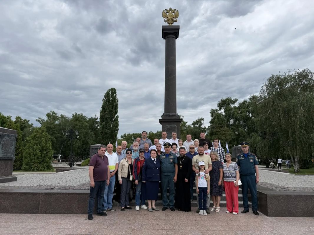 Ветераны пожарной охраны почтили память погибших в преддверии Дня памяти и скорби Ветераны пожарной охраны почтили память погибших в преддверии Дня памяти и скорби