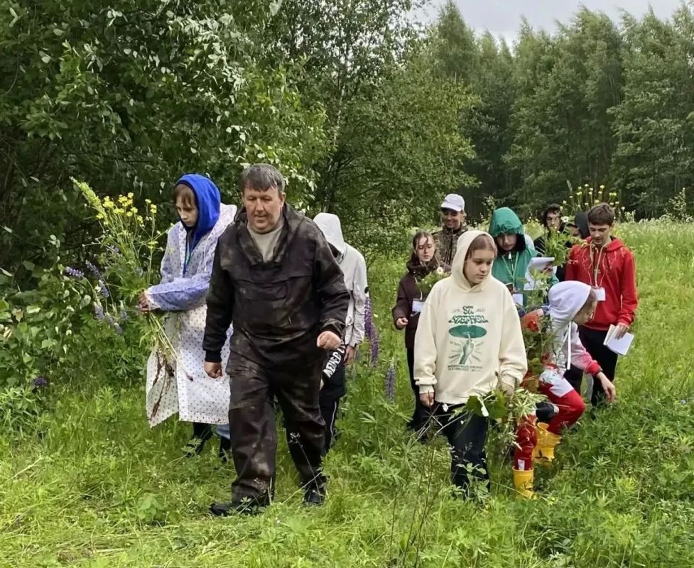 Андрей Миськов: В Костромской области, на базе эколого-биологического центра «Следово», завершился I Межрегиональный слет юных натуралистов Андрей Миськов: В Костромской области, на базе эколого-биологического центра «Следово», завершился I Межрегиональный слет юных натуралистов