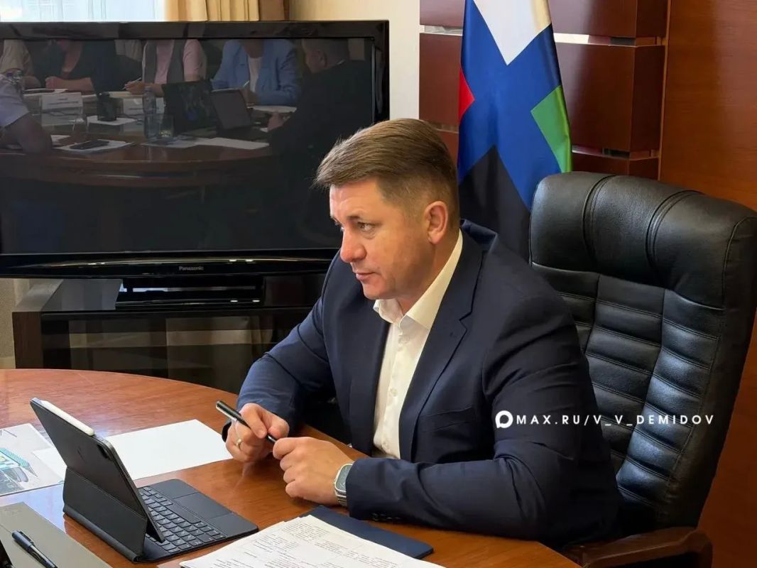 Валентин Демидов провёл оперативное совещание с заместителями и руководителями направлений администрации города Белгорода