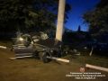 Водитель попал в ДТП со стоящим авто и столбом Старом Осколе