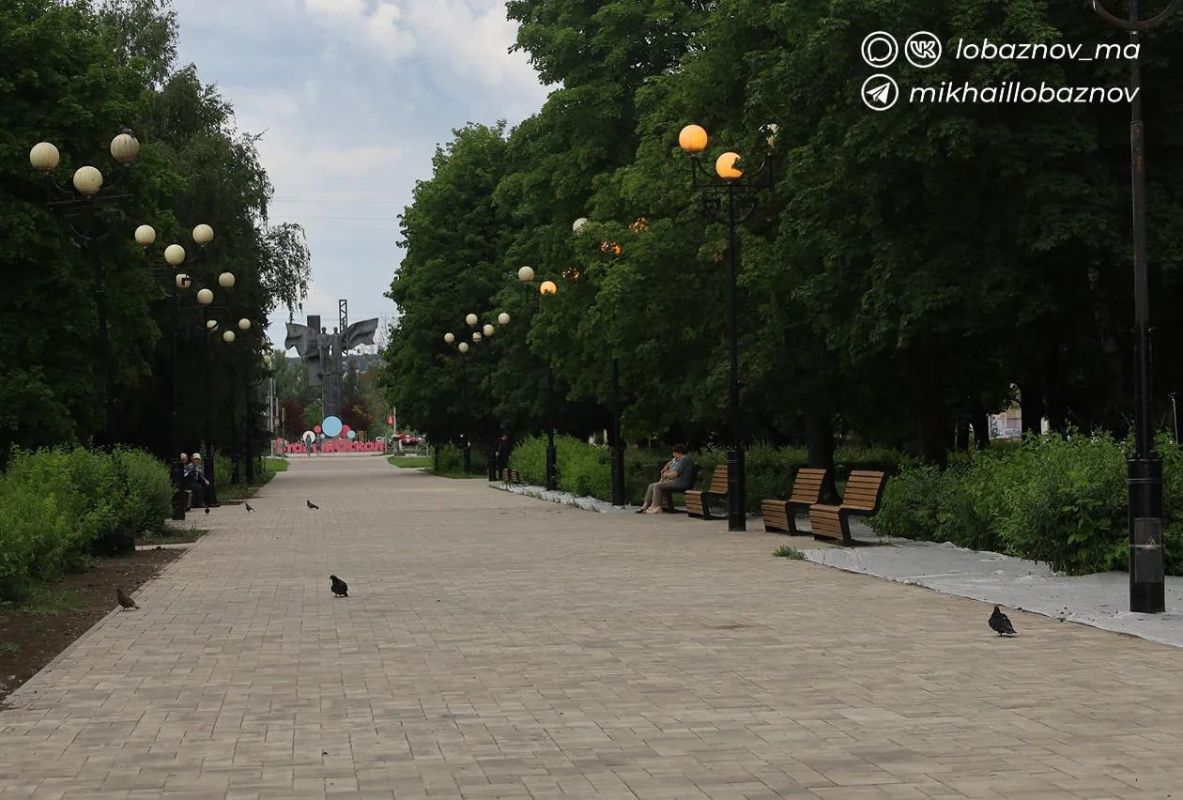 В Старом Осколе продолжается благоустройство в рамках федерального проекта «Формирование комфортной городской среды» нацпроекта «Инфраструктура для жизни»
