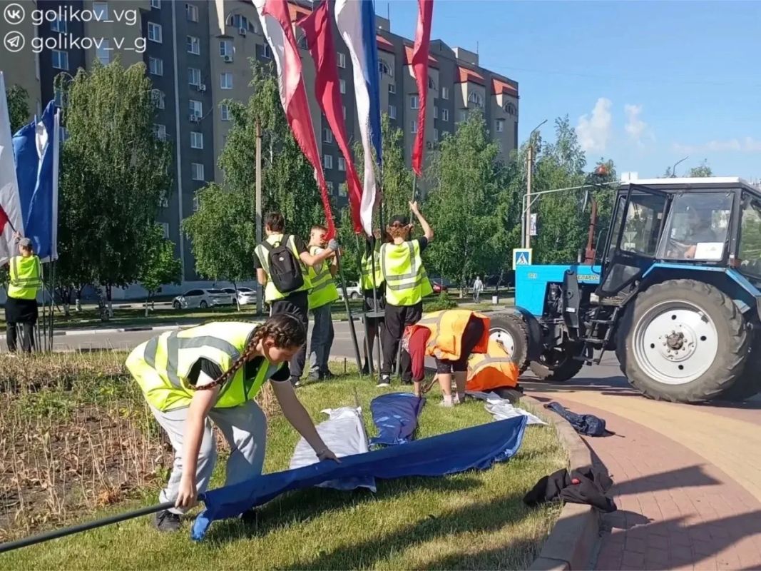 Лето для губкинских подростков — это не только отдых, но и время первой работы Лето для губкинских подростков — это не только отдых, но и время первой работы