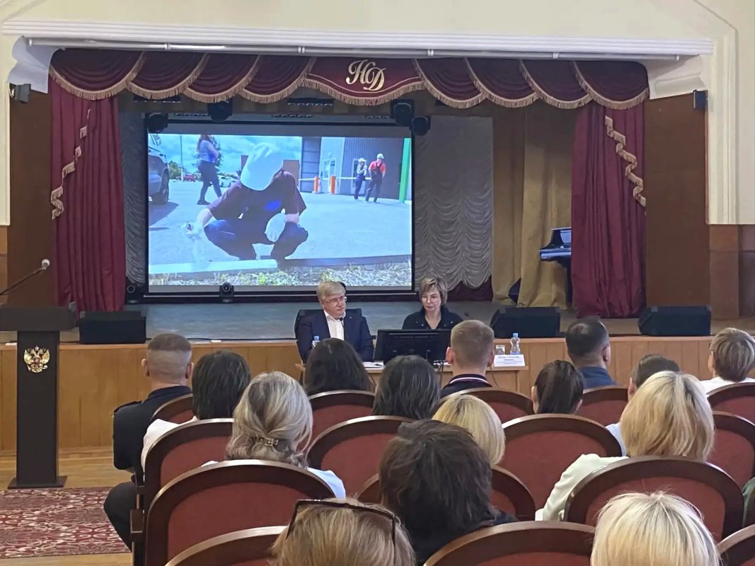 Андрей Миськов: Принял участие в работе Советов территорий №1 и №2 города Новый Оскол Андрей Миськов: Принял участие в работе Советов территорий №1 и №2 города Новый Оскол