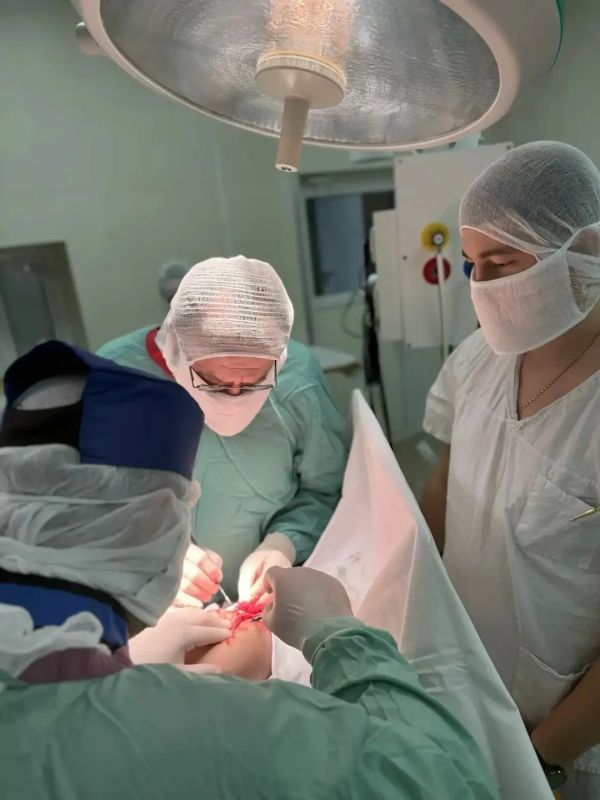 Ребёнку сохранили зрение, его жизни ничего не угрожает: тяжелейшие ранения получил подросток в Чайках Белгородского округа Ребёнку сохранили зрение, его жизни ничего не угрожает: тяжелейшие ранения получил подросток в Чайках Белгородского округа
