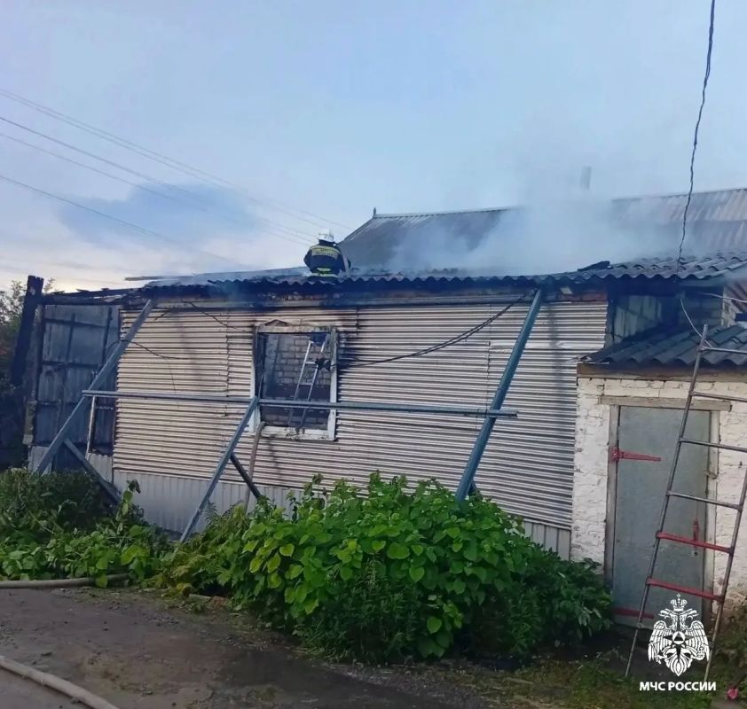 За прошедшие сутки на территории региона зарегистрировано 6 пожаров, 1 из которых произошёл в жилье За прошедшие сутки на территории региона зарегистрировано 6 пожаров, 1 из которых произошёл в жилье