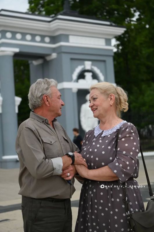 Валентин Демидов: В преддверии 70-летия Центрального парка имени Ленина завершён важный этап его реконструкции Валентин Демидов: В преддверии 70-летия Центрального парка имени Ленина завершён важный этап его реконструкции