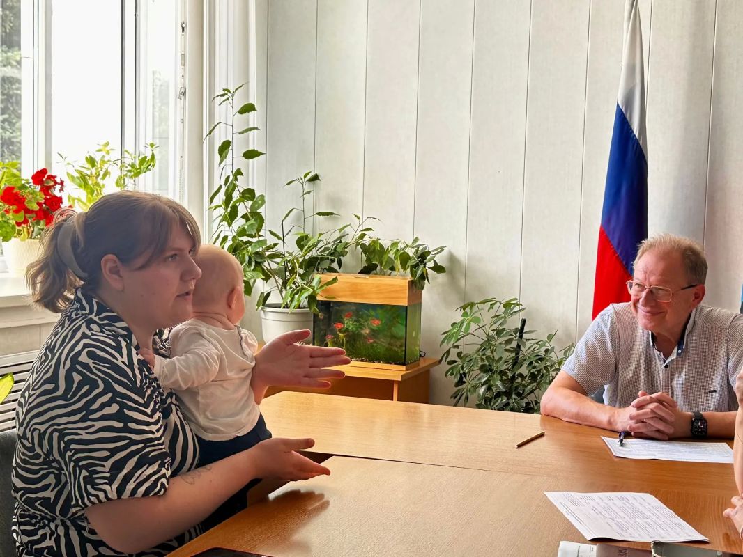 Алексей Дыбов: Провёл приём граждан по личным вопросам Алексей Дыбов: Провёл приём граждан по личным вопросам