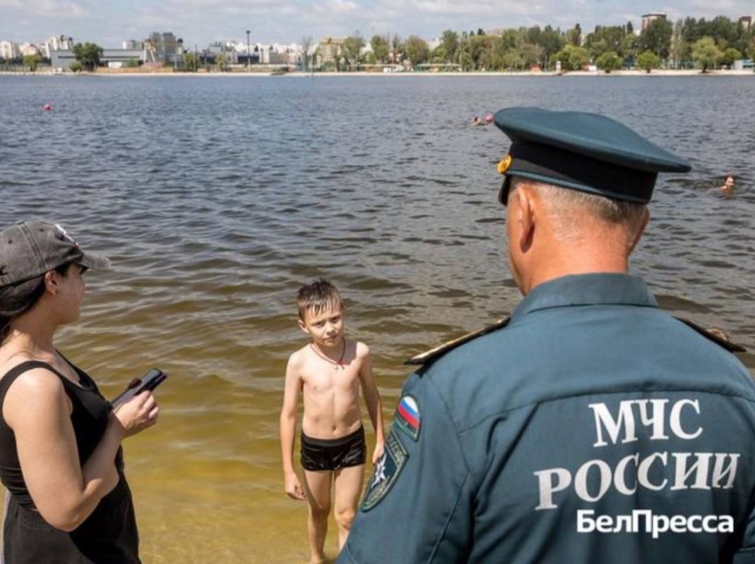 Белгородские инспекторы ГИМС ежедневно патрулируют места отдыха на воде Белгородские инспекторы ГИМС ежедневно патрулируют места отдыха на воде