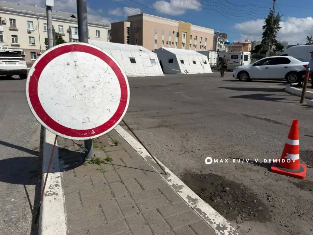 Валентин Демидов: Сегодня в Белгороде продолжается работа над полнометражным фильмом «Белгородская рапсодия» Валентин Демидов: Сегодня в Белгороде продолжается работа над полнометражным фильмом «Белгородская рапсодия»