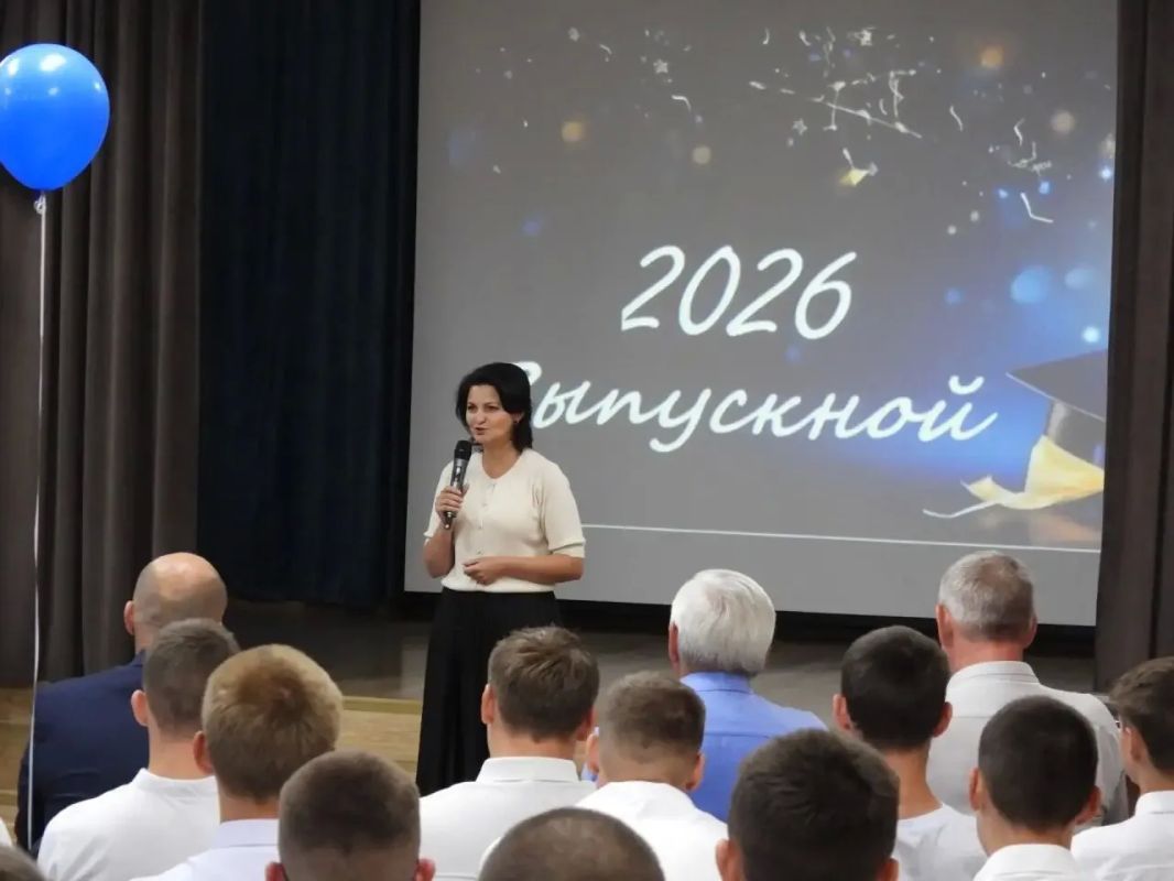 В жизни каждого человека есть важные жизненные этапы один из них - получение профессии.В рамках национального проекта «Молодёжь и дети» 80 выпускников Ровеньского политехнического техникума с гордостью получили свои дипломы... В жизни каждого человека есть важные жизненные этапы один из них - получение профессии.В рамках национального проекта «Молодёжь и дети» 80 выпускников Ровеньского политехнического техникума с гордостью получили свои дипломы...