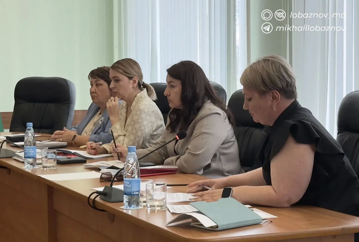 Михаил Лобазнов: Провёл совещание по вопросам систематизации размещения нестационарных торговых объектов и визуального мусора, на котором заслушал предложения коллег по развитию системы регулирования НТО и наведению порядка... Михаил Лобазнов: Провёл совещание по вопросам систематизации размещения нестационарных торговых объектов и визуального мусора, на котором заслушал предложения коллег по развитию системы регулирования НТО и наведению порядка...