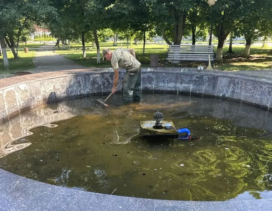 Татьяна Круглякова: Специалисты служб благоустройства продолжают приводить в порядок территорию округа Татьяна Круглякова: Специалисты служб благоустройства продолжают приводить в порядок территорию округа