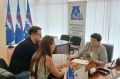 Волнующие вопросы — на повестке дня: законотворцы помогают своим землякам