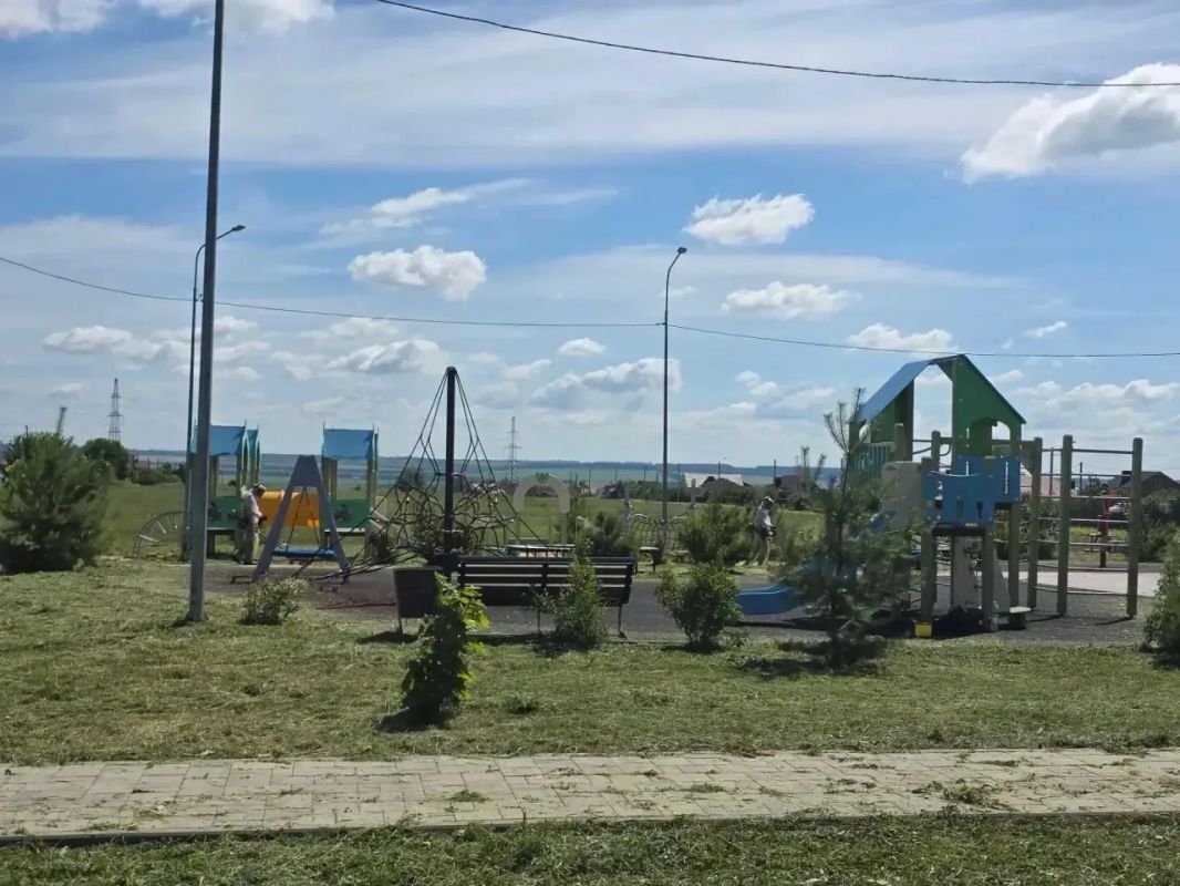 Татьяна Круглякова: Специалисты служб благоустройства продолжают приводить в порядок территорию округа Татьяна Круглякова: Специалисты служб благоустройства продолжают приводить в порядок территорию округа