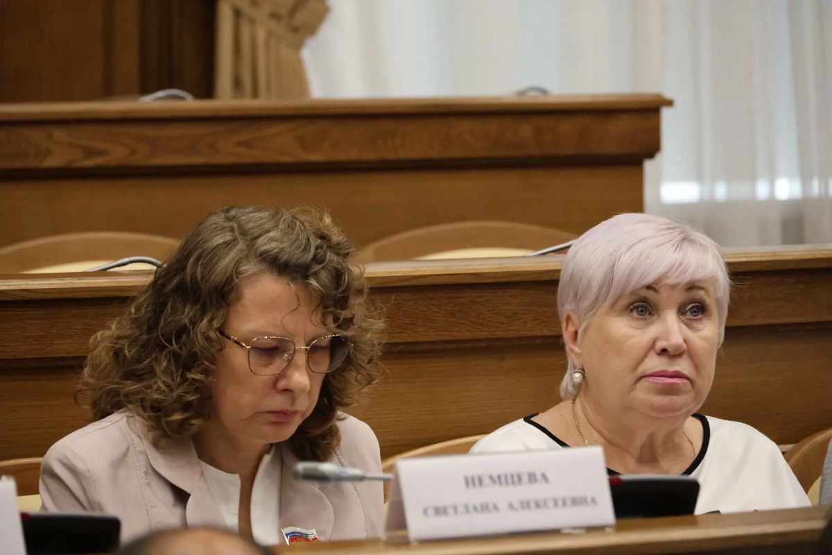 Белгородские парламентарии рассматривают возможность предоставления в собственность бесплатно земельных участков «Матерям-героиням» — соответствующий законопроект депутаты предварительно одобрили в рамках совместного... Белгородские парламентарии рассматривают возможность предоставления в собственность бесплатно земельных участков «Матерям-героиням» — соответствующий законопроект депутаты предварительно одобрили в рамках совместного...