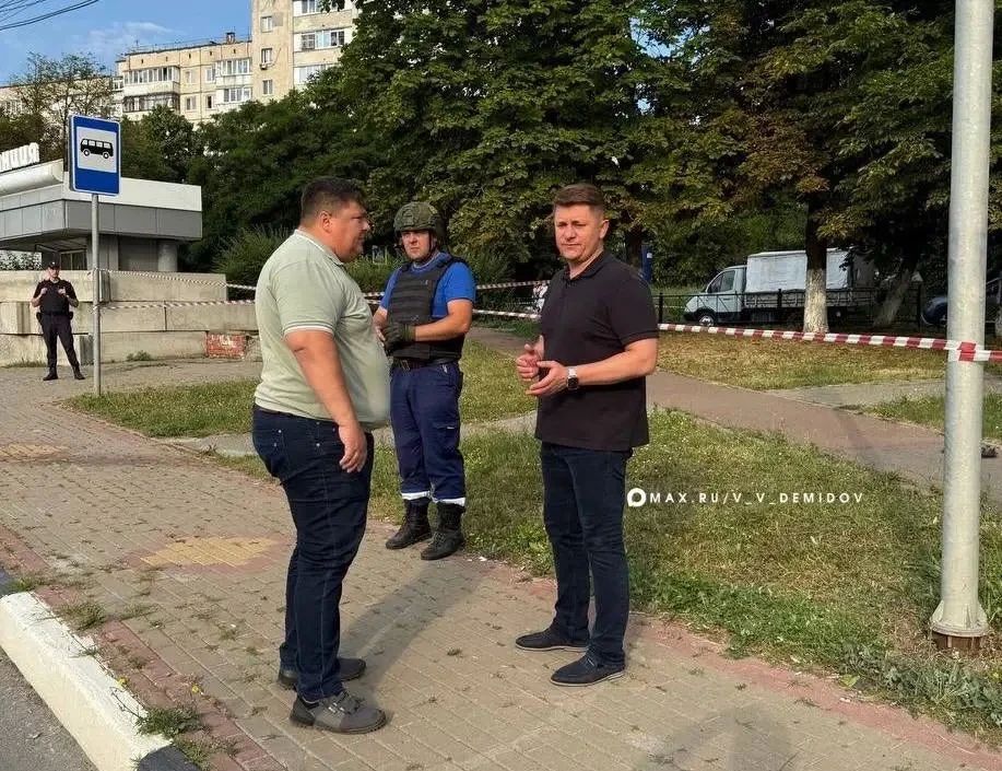 Мэр Белгорода Валентин Демидов сообщил, что погибшая от атаки ВСУ жительница находилась в машине Мэр Белгорода Валентин Демидов сообщил, что погибшая от атаки ВСУ жительница находилась в машине