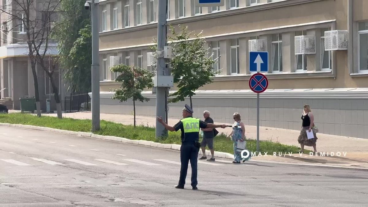 На основных 40 перекрёстках Белгорода движение регулируют сотрудники ГАИ