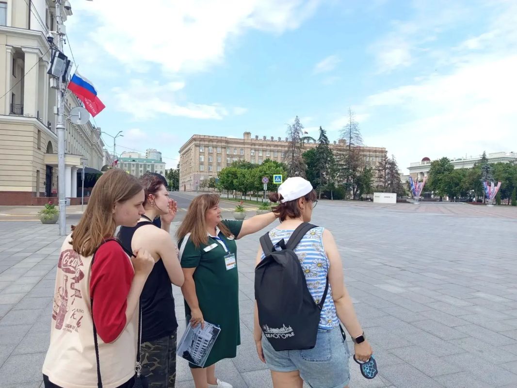 Белгород сквозь столетие: как прошла прогулка «Нескучная провинция» вместе с музеем народной культуры Белгород сквозь столетие: как прошла прогулка «Нескучная провинция» вместе с музеем народной культуры