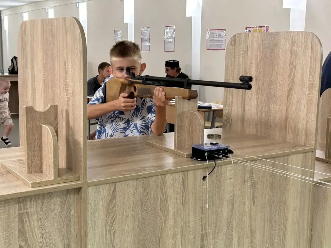 В новооскольской школе №4 прошли соревнования среди участников специальной военной операции и военнослужащих, завершивших службу В новооскольской школе №4 прошли соревнования среди участников специальной военной операции и военнослужащих, завершивших службу