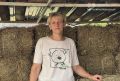Михаил Лобазнов: Елена Ивановна Моргачева живёт в селе Песчанка и успешно развивает личное подсобное хозяйство благодаря социальному контракту
