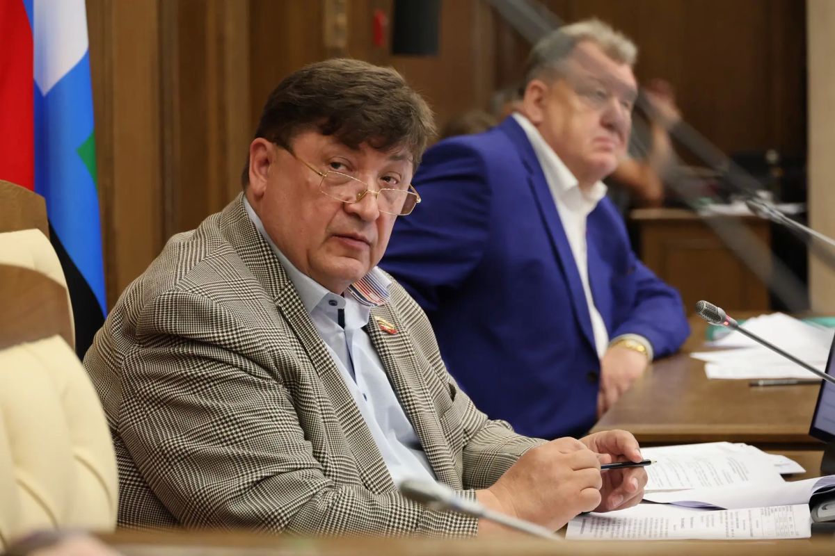 Юрий Клепиков: Продолжаем подготовку к предстоящему заседанию областной Думы Юрий Клепиков: Продолжаем подготовку к предстоящему заседанию областной Думы