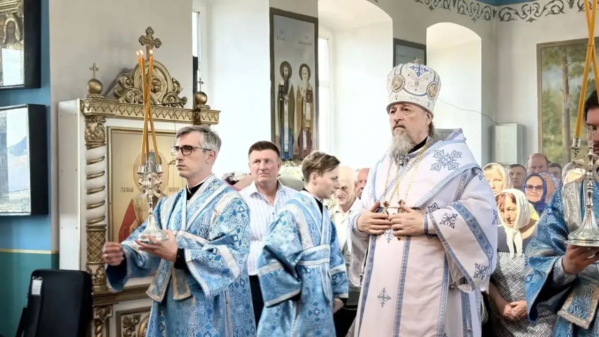 Галина Руденко: Особый праздник в селе Солдатка: митрополит Иоанн совершил литургию в нашем округе Галина Руденко: Особый праздник в селе Солдатка: митрополит Иоанн совершил литургию в нашем округе