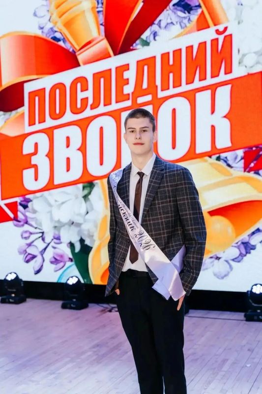 Наши ребята показали достойные результаты при сдаче единых государственных экзаменов Наши ребята показали достойные результаты при сдаче единых государственных экзаменов