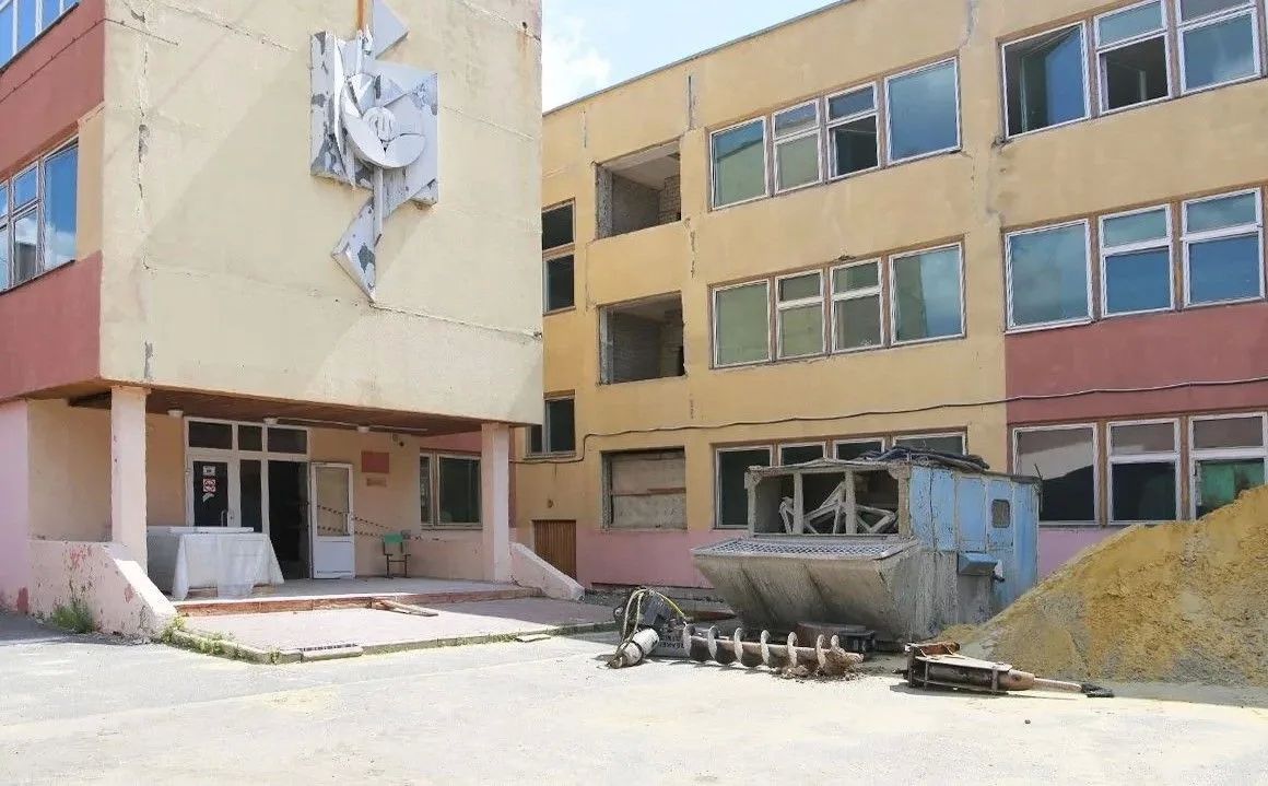 В Старом Осколе завершён первый этап капитального ремонта школы №2 В Старом Осколе завершён первый этап капитального ремонта школы №2