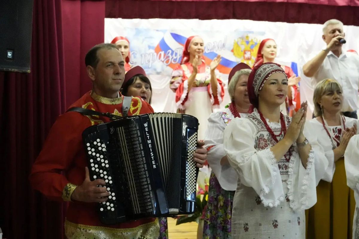 «Большие Белгородские гастроли»: тепло встреч и магия творчества! «Большие Белгородские гастроли»: тепло встреч и магия творчества!
