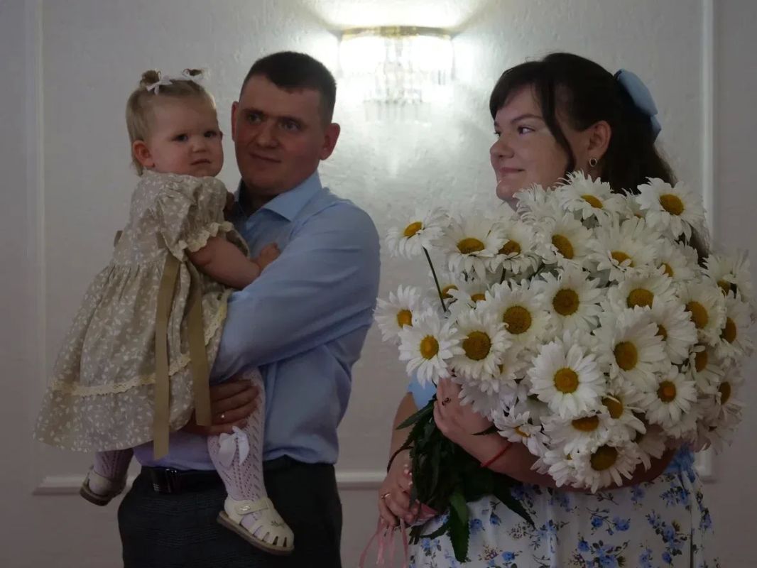 Татьяна Круглякова: В самый тёплый и душевный летний праздник — День семьи, любви и верности — в нашем округе стало больше счастливых союзов! Татьяна Круглякова: В самый тёплый и душевный летний праздник — День семьи, любви и верности — в нашем округе стало больше счастливых союзов!