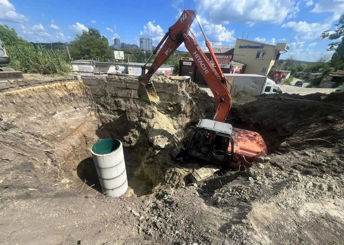 ГУП «Белоблводоканал» отремонтировал участок самотечного канализационного коллектора в Белгороде ГУП «Белоблводоканал» отремонтировал участок самотечного канализационного коллектора в Белгороде