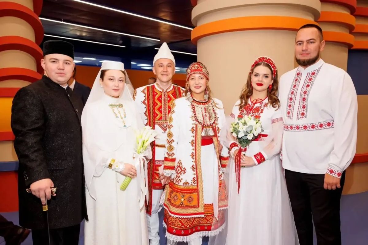 В День семьи, любви и верности в Москве состоялось открытие III Всероссийского свадебного фестиваля «Россия В День семьи, любви и верности в Москве состоялось открытие III Всероссийского свадебного фестиваля «Россия