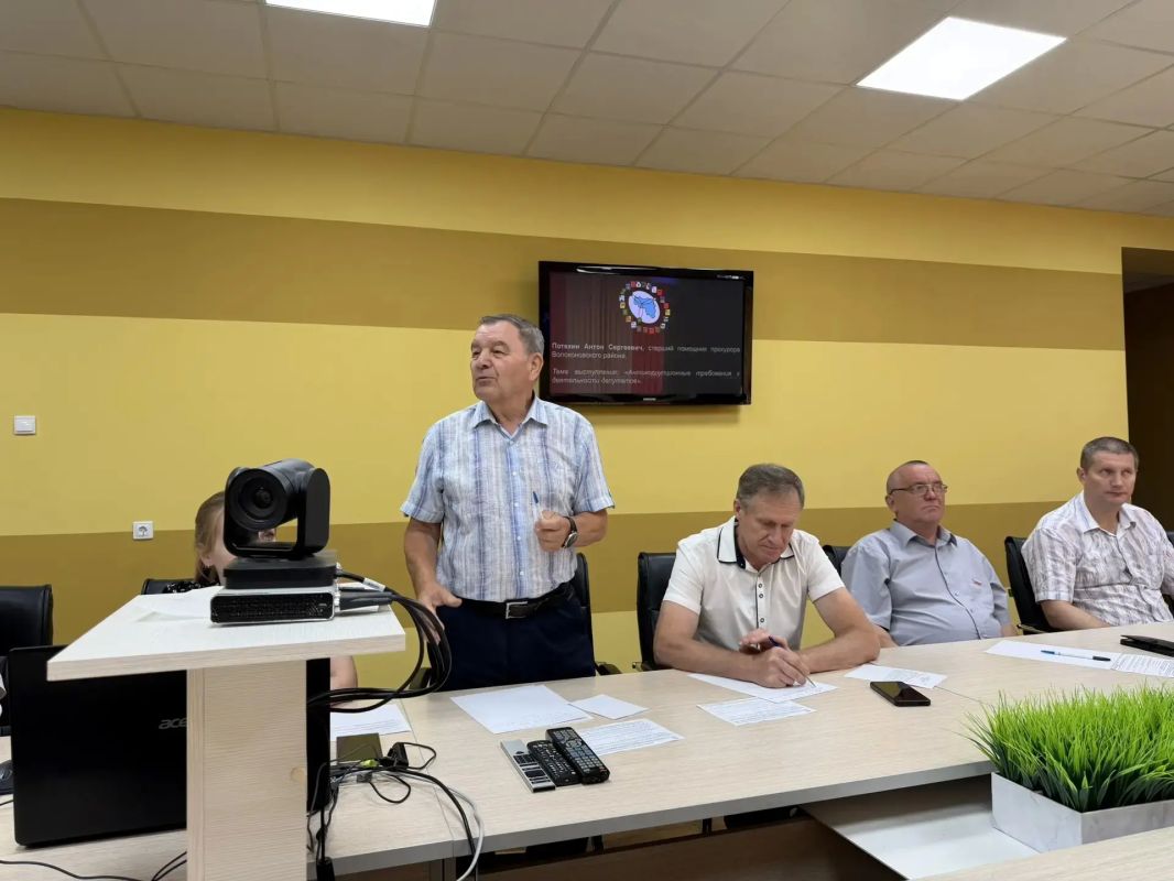 09 июля 2026 года АСМО Белгородской области провела обучающий семинар в рамках проекта «Муниципальный факультет» для депутатов Совета депутатов Волоконовского муниципального округа 09 июля 2026 года АСМО Белгородской области провела обучающий семинар в рамках проекта «Муниципальный факультет» для депутатов Совета депутатов Волоконовского муниципального округа