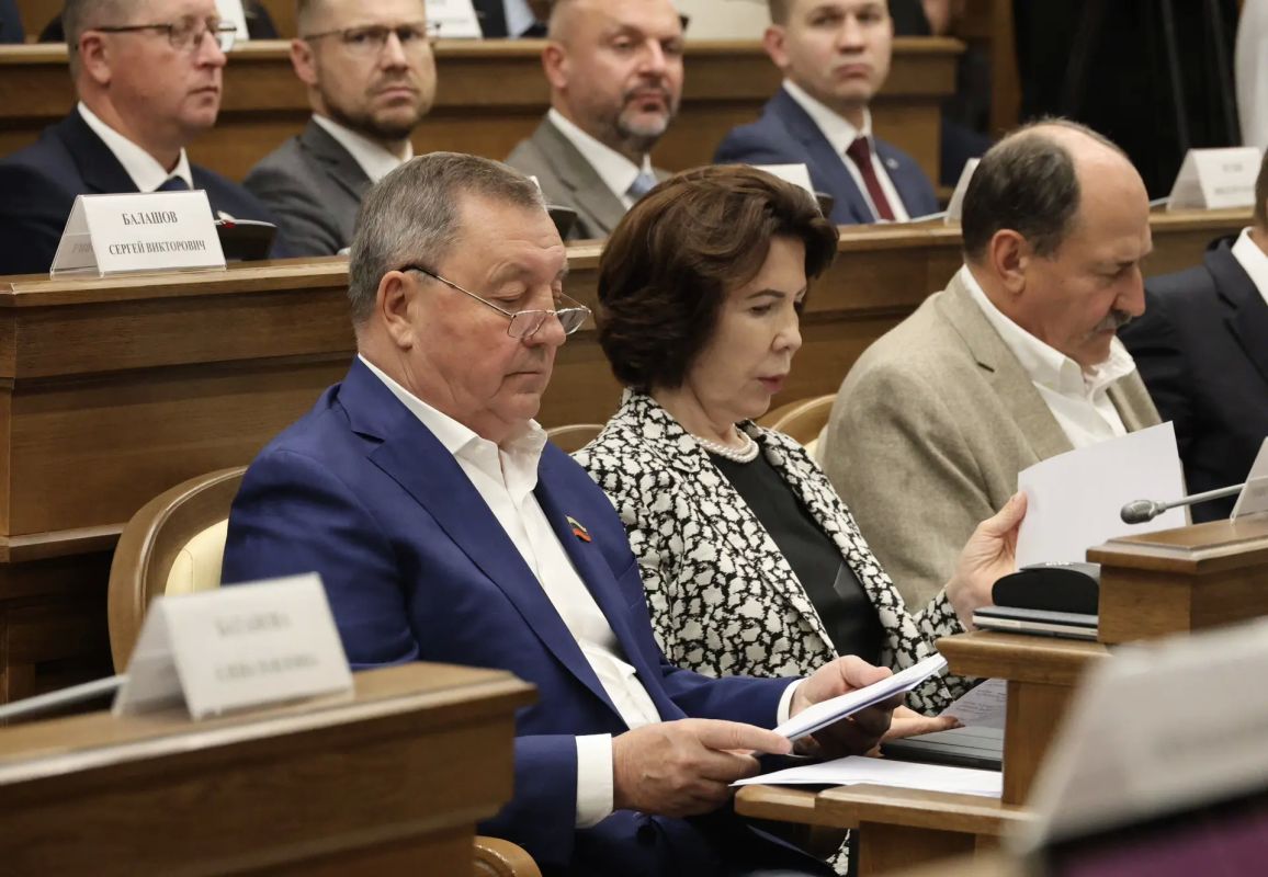 Юрий Клепиков: В рамках завершившегося девятого заседания Белгородской областной Думы восьмого созыва рассмотрели 11 вопросов повестки Юрий Клепиков: В рамках завершившегося девятого заседания Белгородской областной Думы восьмого созыва рассмотрели 11 вопросов повестки