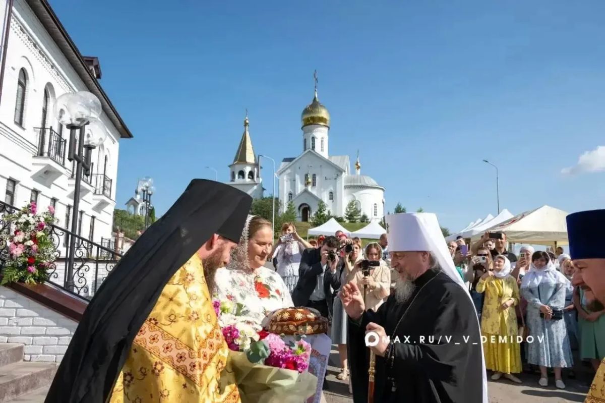 В Свято-Троицком Холковском монастыре открылся паломнический центр В Свято-Троицком Холковском монастыре открылся паломнический центр