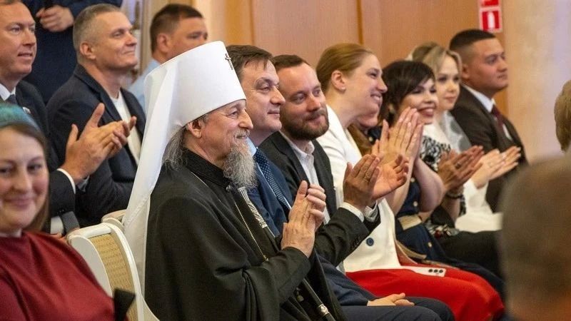 Владимир Переверзев: Продолжаем рассказывать о мероприятиях ко Дню семьи, любви и верности, в которых участвовали наши земляки Владимир Переверзев: Продолжаем рассказывать о мероприятиях ко Дню семьи, любви и верности, в которых участвовали наши земляки