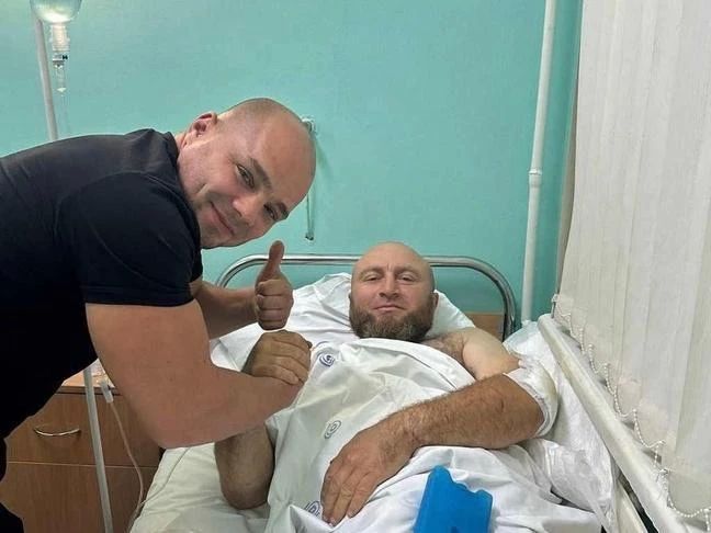 Глава Грайворонского округа Дмитрий Панков: «Четвёртое ранение воспринял буднично» Глава Грайворонского округа Дмитрий Панков: «Четвёртое ранение воспринял буднично»