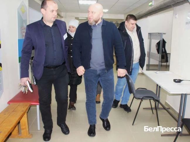 Глава Грайворонского округа Дмитрий Панков: «Четвёртое ранение воспринял буднично» Глава Грайворонского округа Дмитрий Панков: «Четвёртое ранение воспринял буднично»