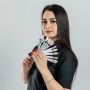 Благодаря социальному контракту жительница Валуек развивает своё дело в сфере красоты