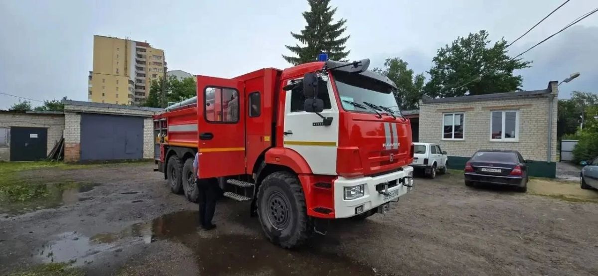 В Белгородском лесопожарном центре появилась новая автоцистерна В Белгородском лесопожарном центре появилась новая автоцистерна